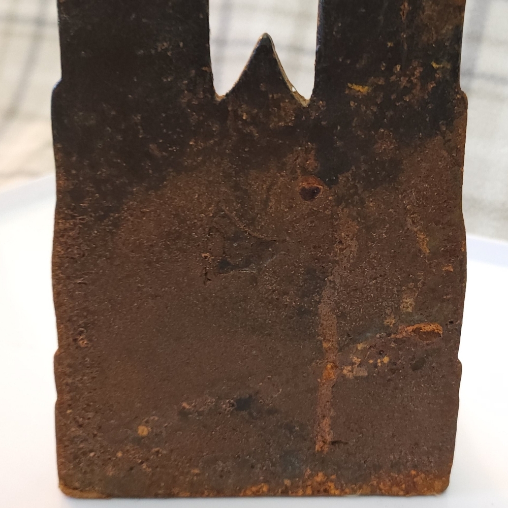 Single Bookend Antique Cast Iron Bronze Ornate Detailing Notre Dame Cathedral - Picture 8 of 16